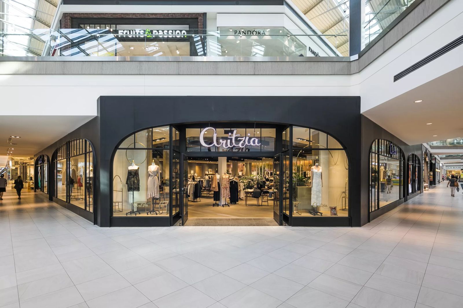 CF Promenades - Aritzia