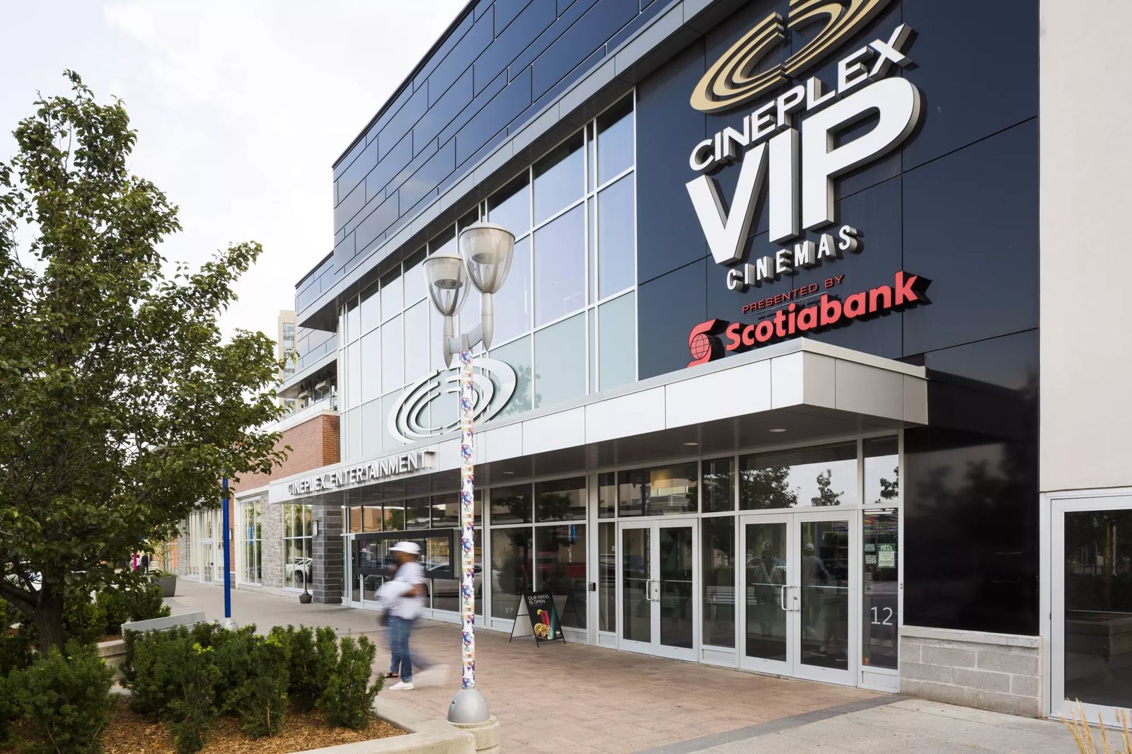 [Retail] [CF Shops at Don Mills] - Cineplex storefront