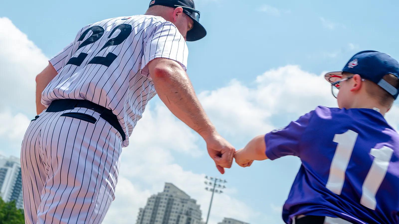 [CF Masonville Place] Celebrate the London Majors Home Opener! (4)