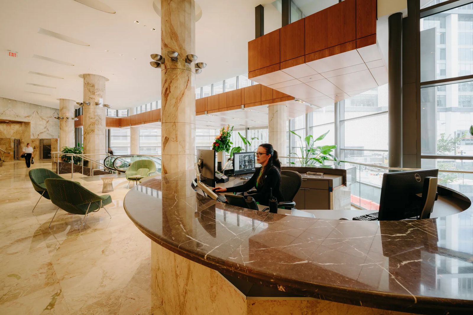 20 Queen lobby