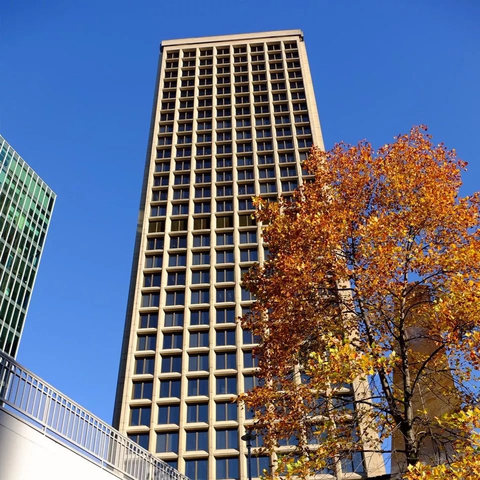 [Office] [Waterfront Properties] - 200 Granville Building Exterior