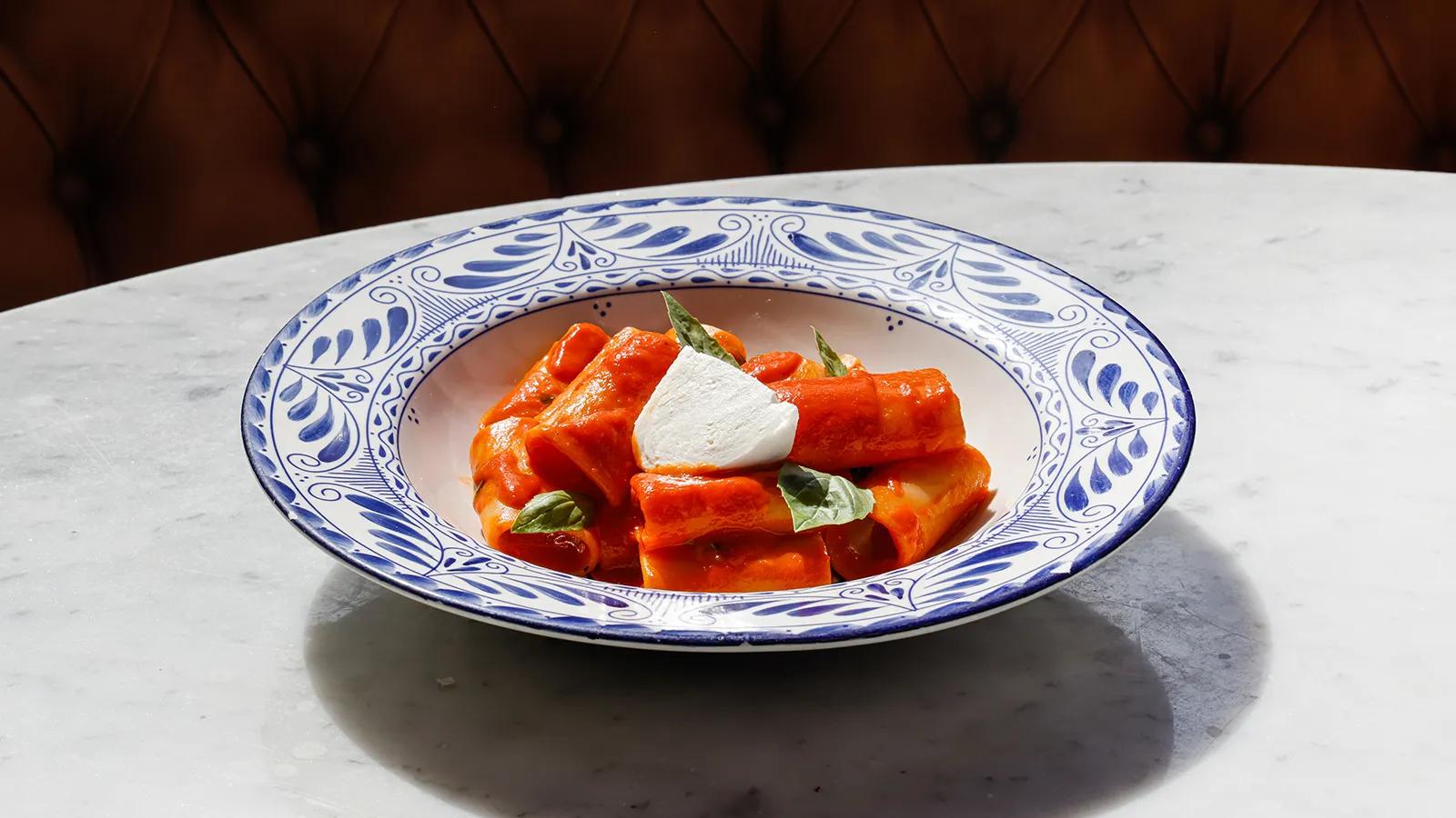 [CF Toronto Eaton Centre] Eataly Coming Soon