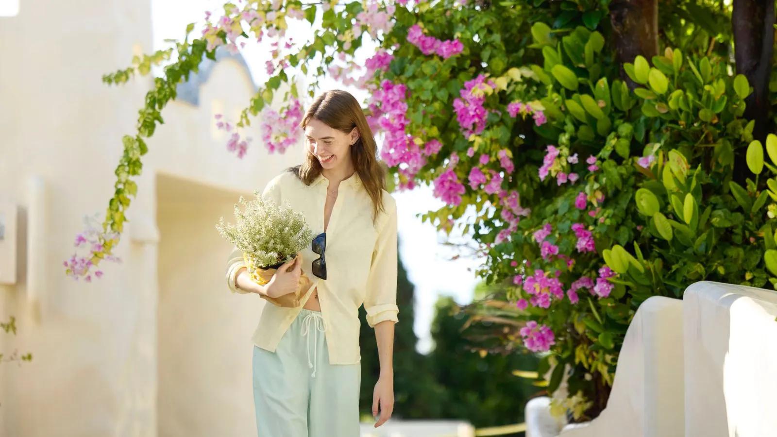 [CF Polo Park] UNIQLO is Coming Soon!