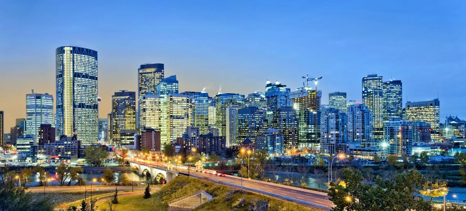 [Office] [Calgary] - Shell Centre Building Landscape