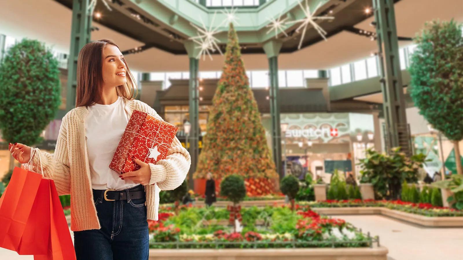 [CF Carrefour Laval] Extended Holiday Hours