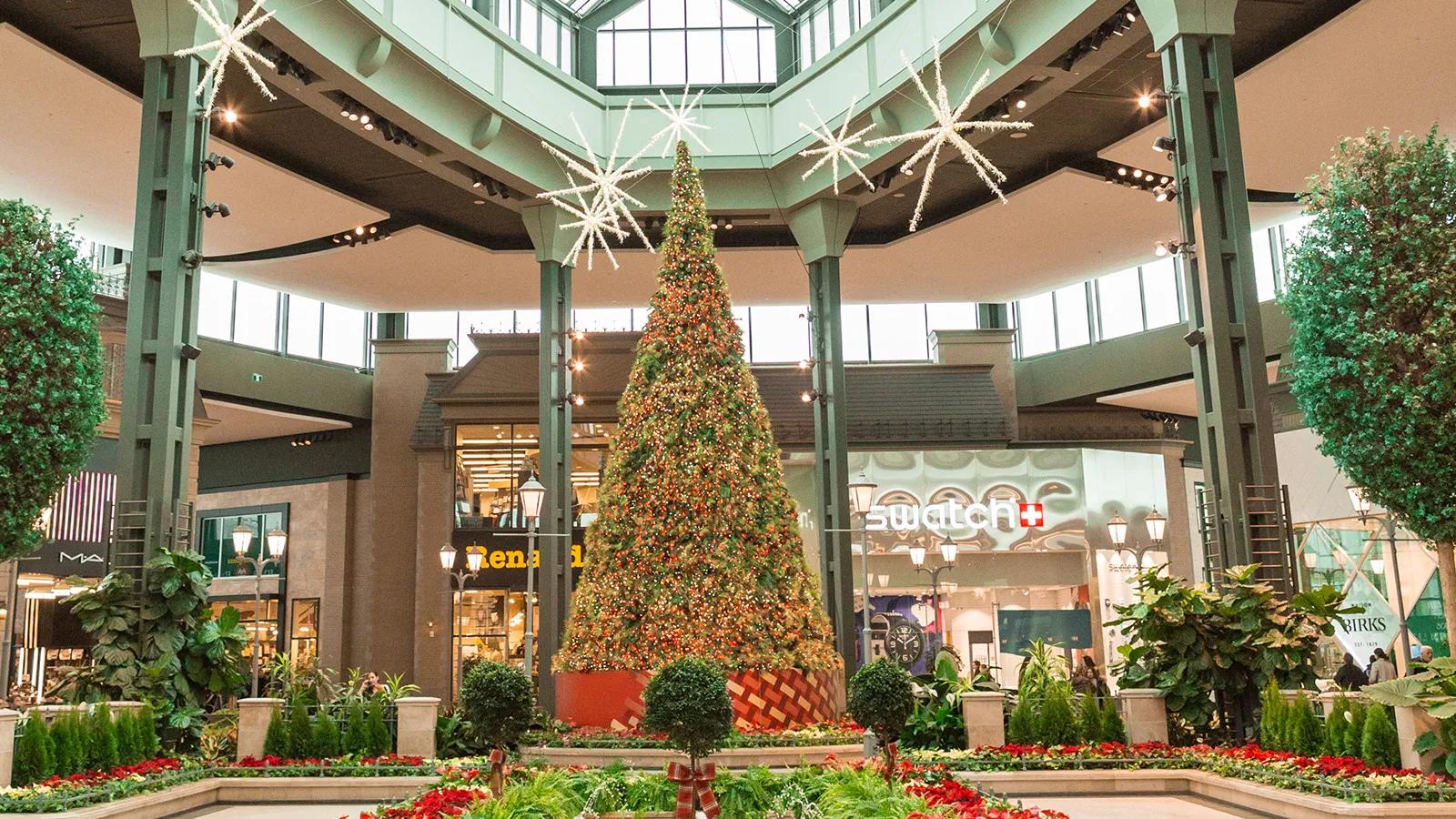 [CF Carrefour Laval] Holiday Magic Shines Bright — Presented by PayPal Pay in 4