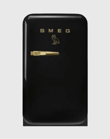 SMEG MINI REFRIGERATOR