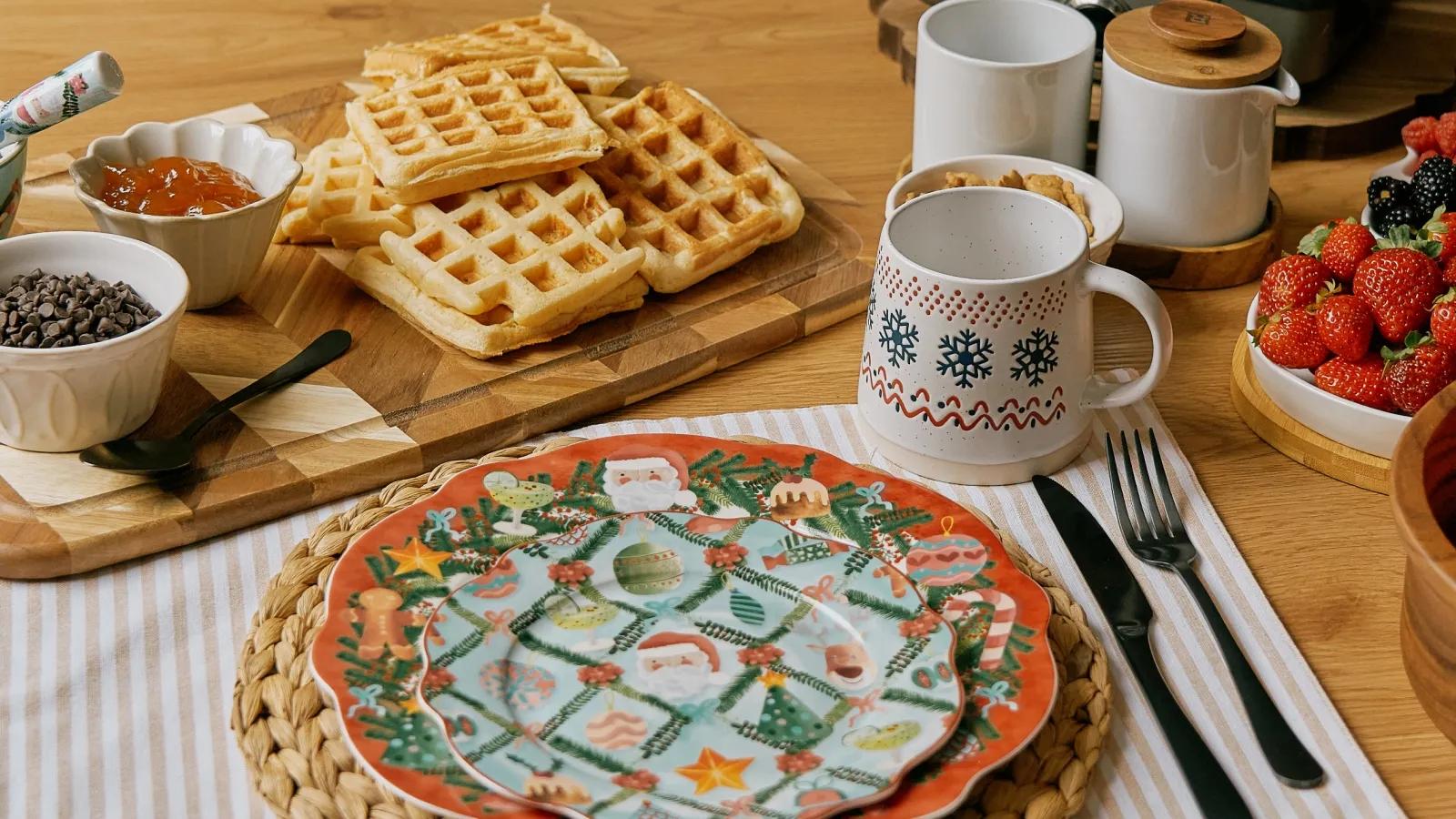 [CF Fairview Pointe Claire] Celebrate Every Little Thing with Linen Chest