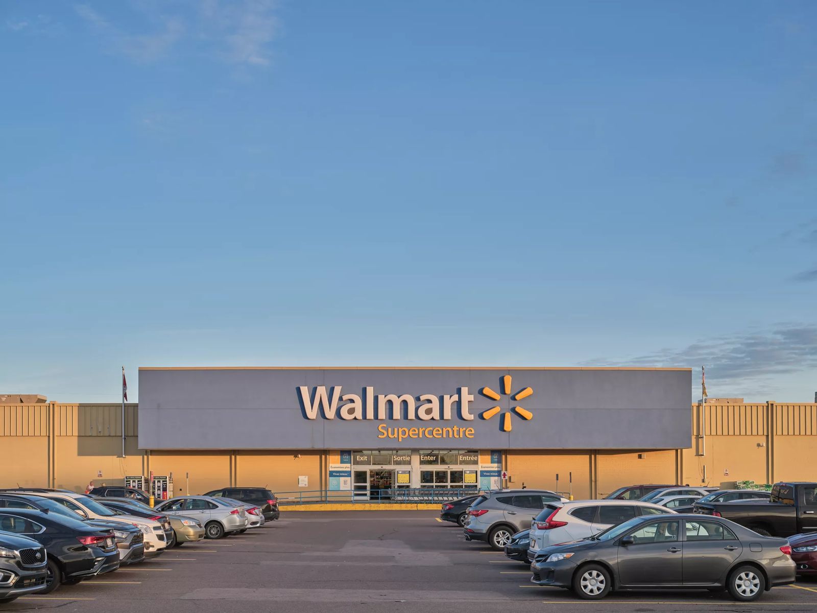[Retail] [CF Champlain] - Walmart