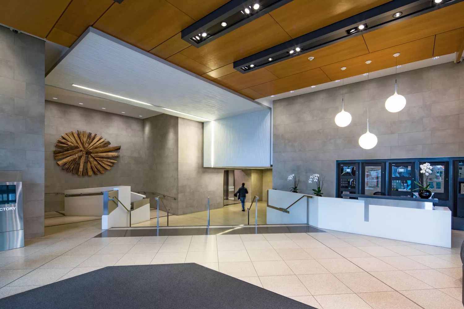 701 West Georgia Lobby