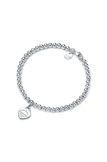 [Holiday Gift Guide 2025] - Jewellery - Product 1 (1)