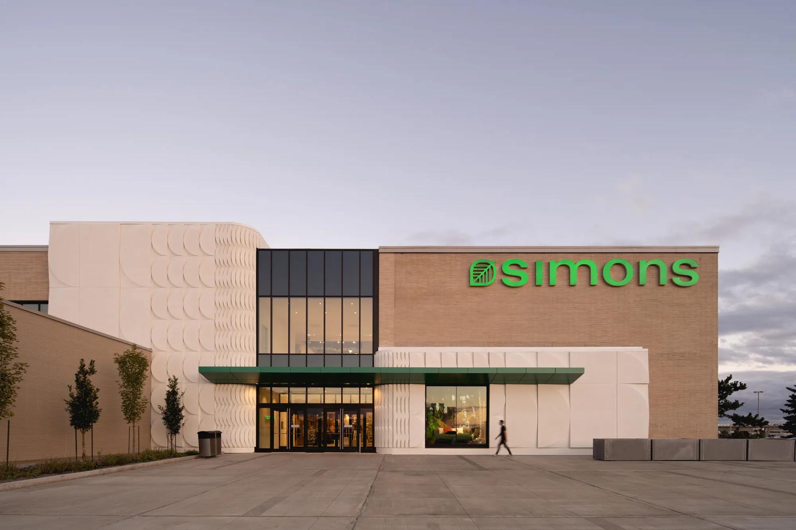 [CF Fairview Pointe Claire] Simons Spotlight