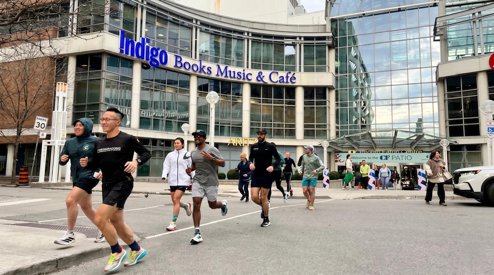 [CF Toronto Eaton Centre] The Running Rats - FREE Weekly Running Group 