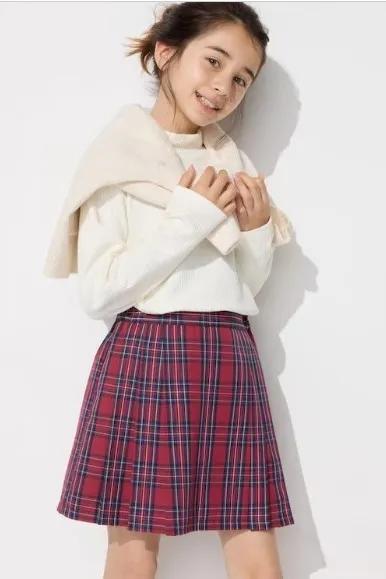 CF PSB -LIL PEEPS – FLARED SKIRT – UNIQLO - STL BTS 2024