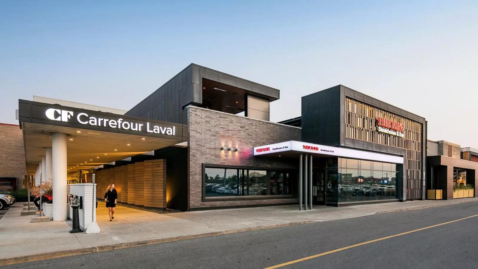 CF Carrefour Laval Front