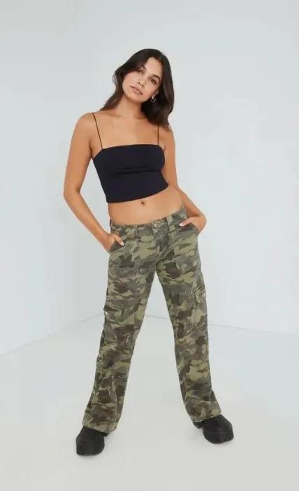 Chinook | STL24 | Camo Cargo | Garage | Image