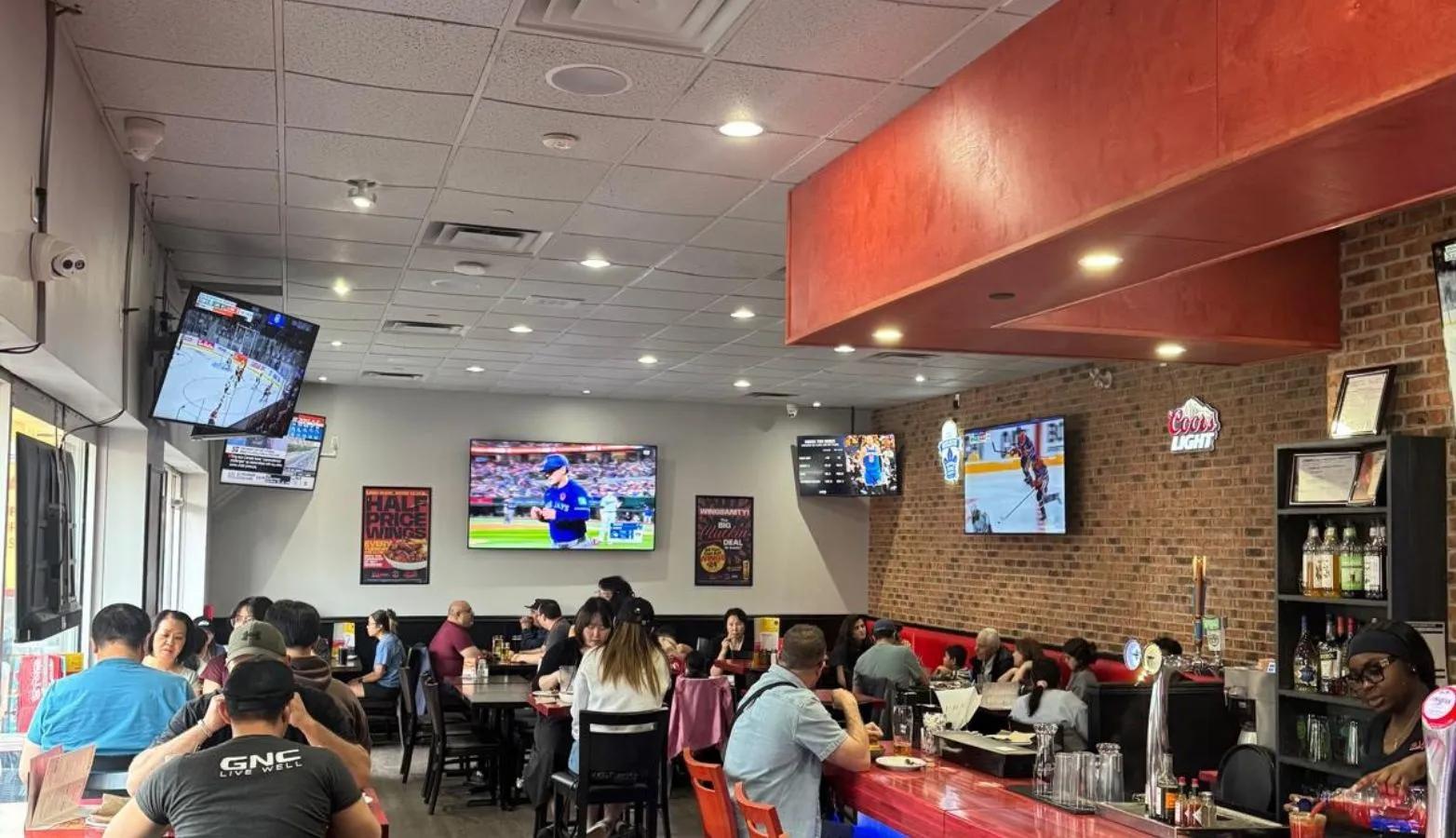[CF Fairview Mall] - The best place to watch the playoffs is at St. Louis Bar & Grill