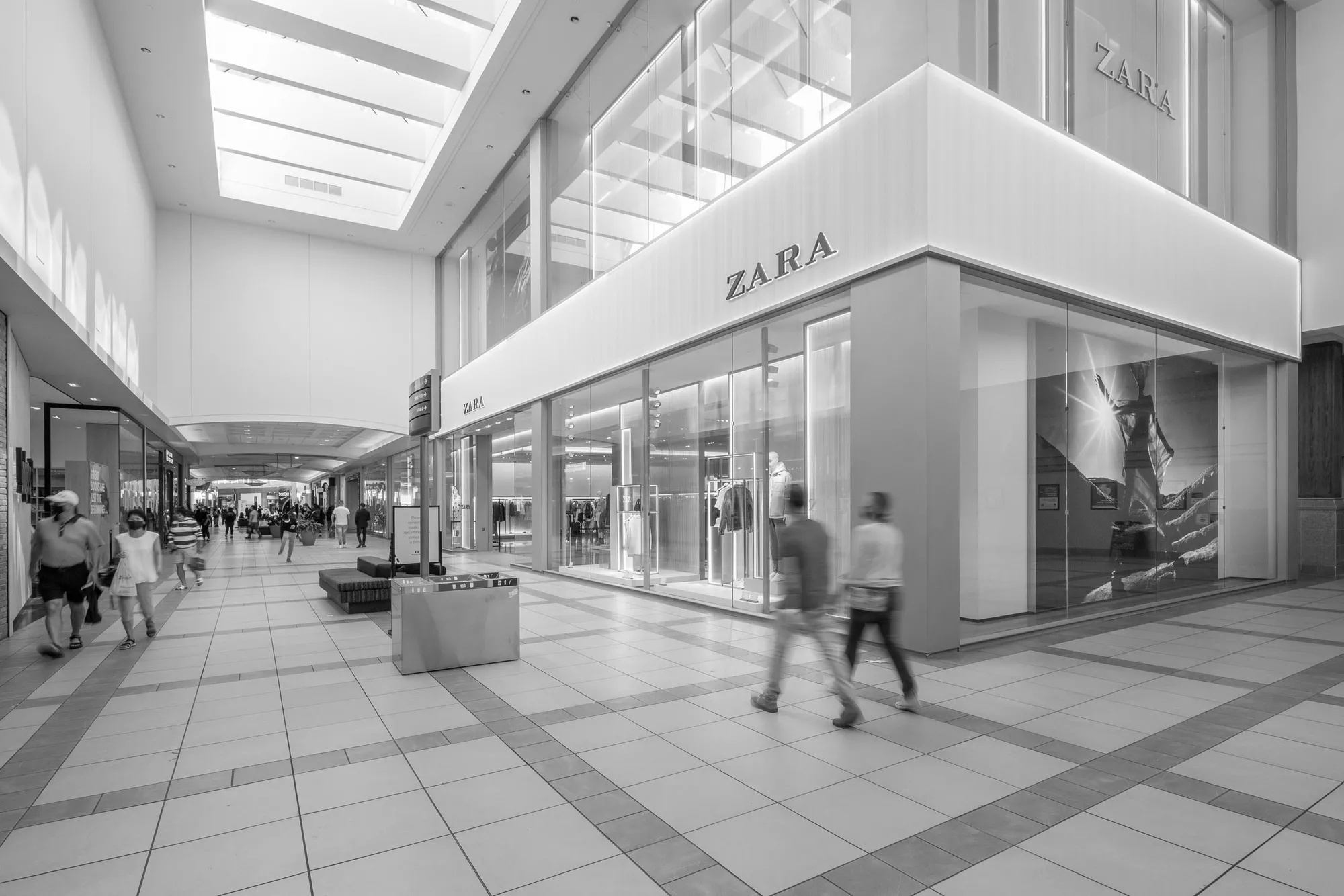 Skechers market mall 2025
