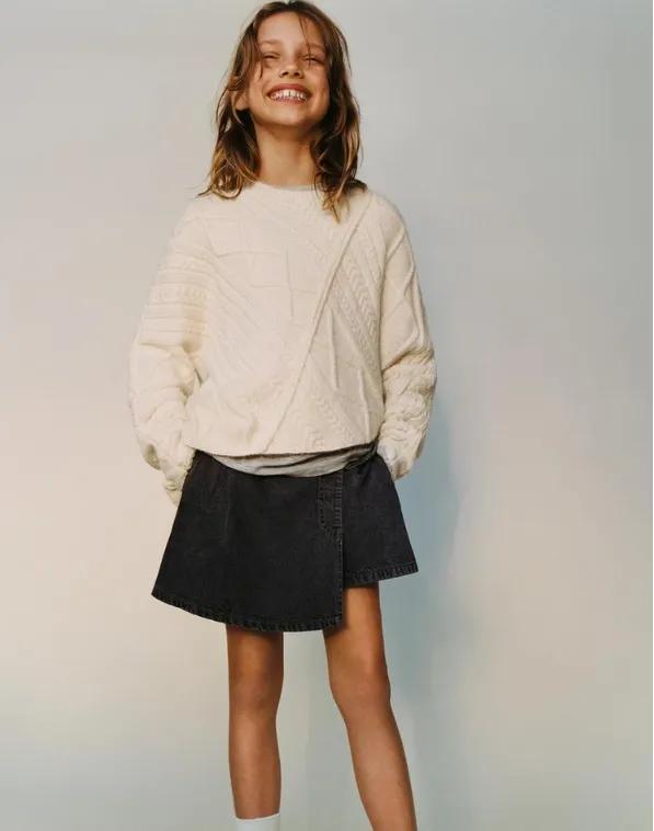 Chinook | STL24 | Flared Skirt | Zara | Image