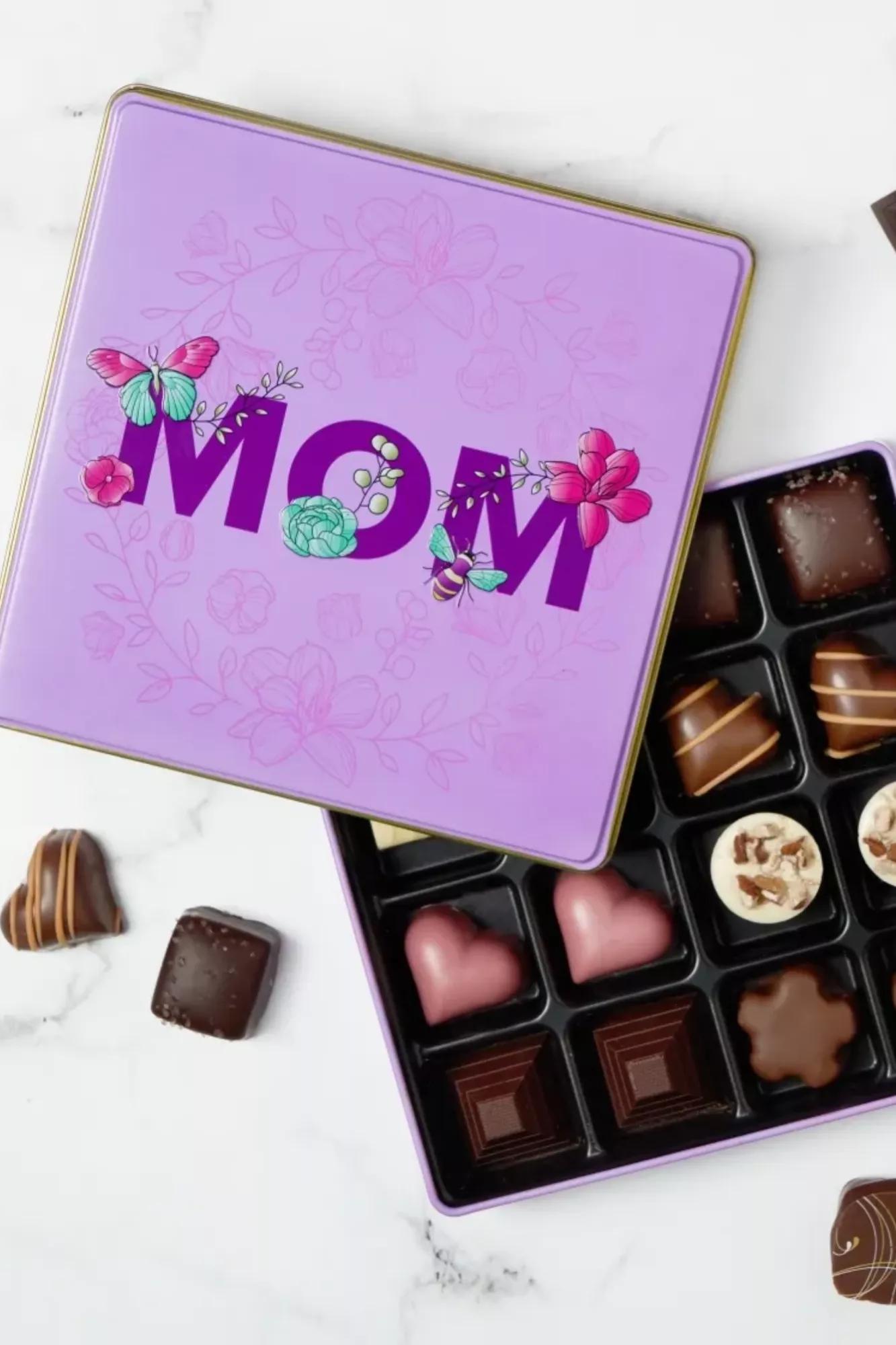 [CF Fairview Mall] - Mother's Day Gift Guide - Purdys