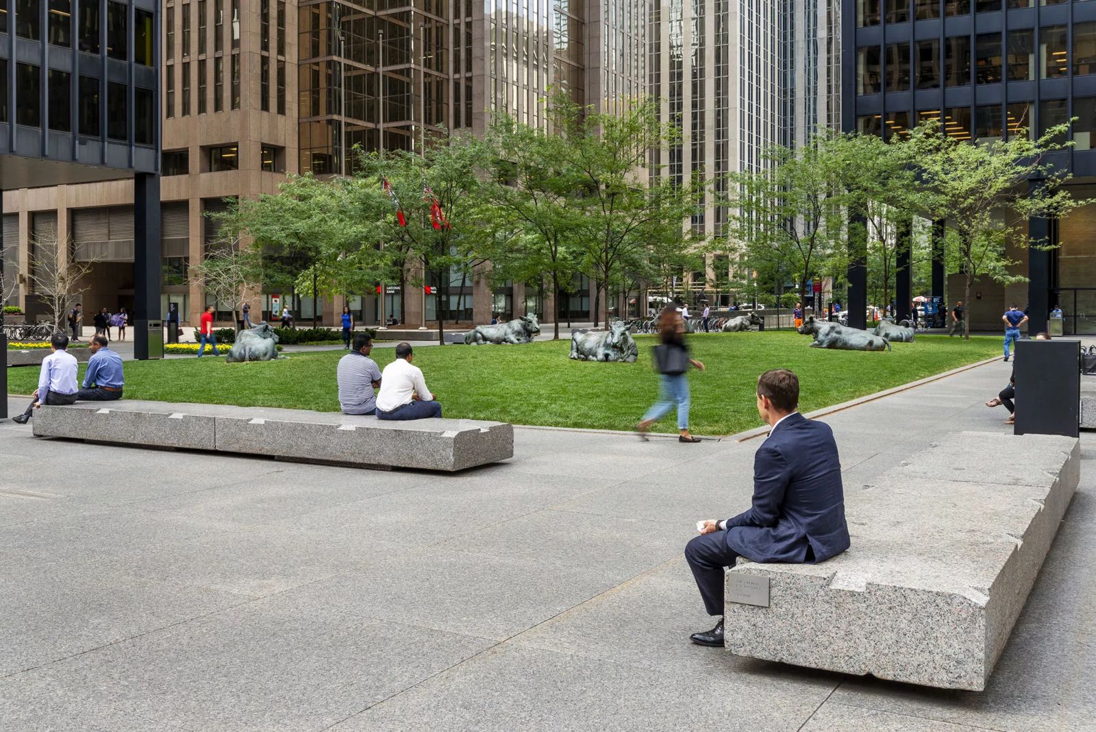 [Office] [TD Centre] - North Tower Exterior Grass Area