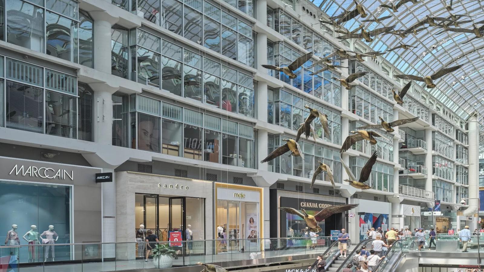 CF Toronto Eaton Centre Tourism