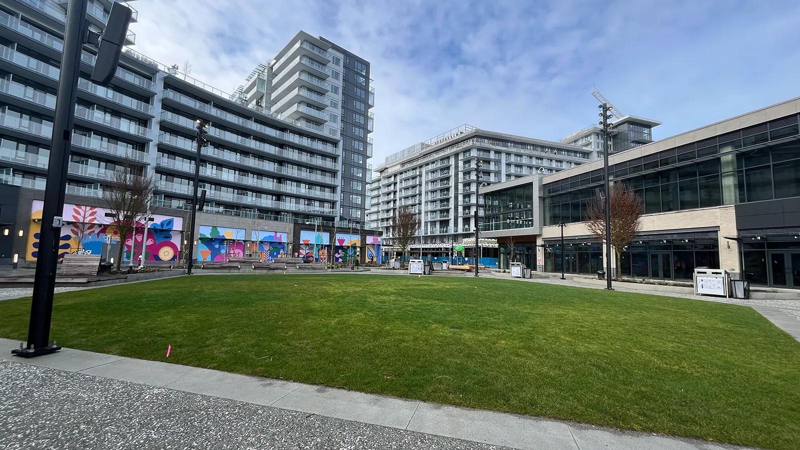 [CF Richmond Centre] Summer at The Plaza
