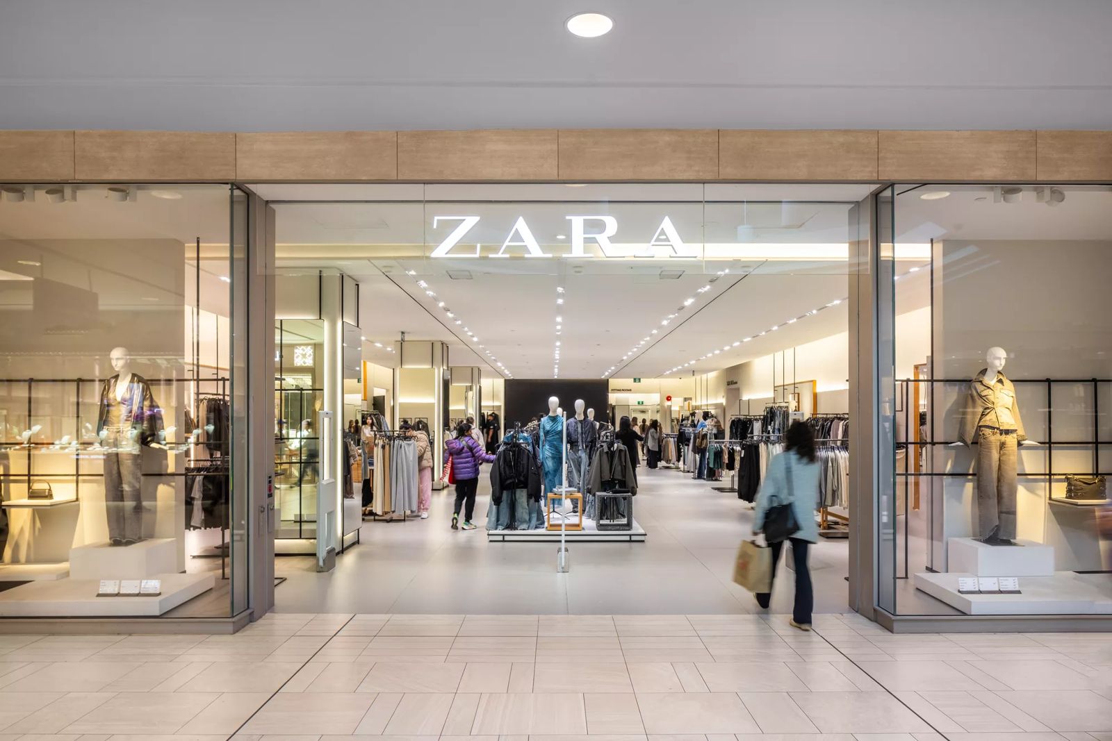 [Retail] [CF Richmond Centre] Zara